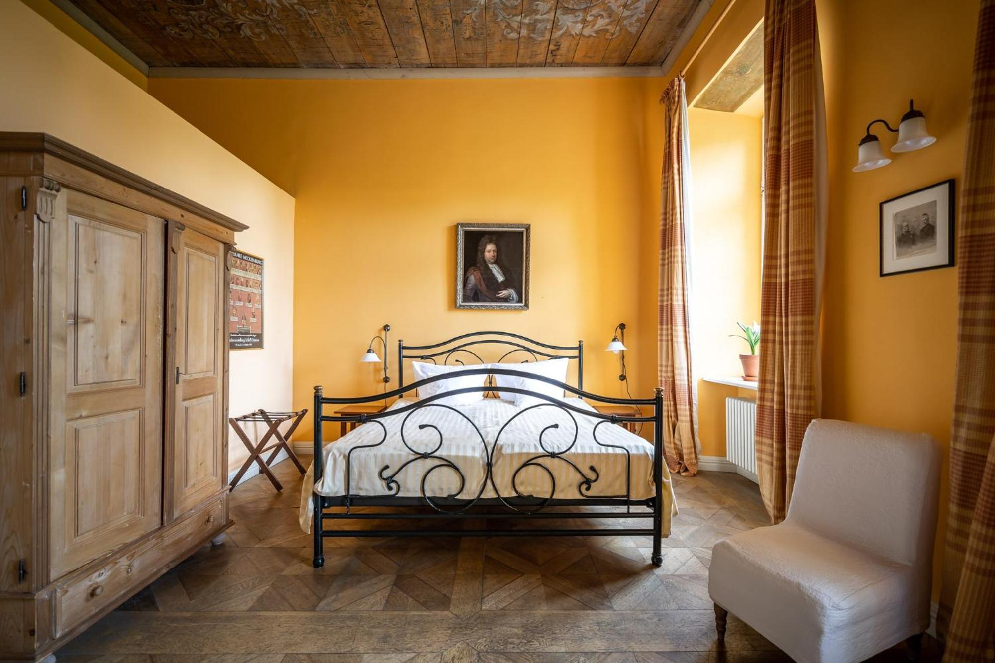 Romantik Hotel Gutshaus Ludorf Luaran gambar