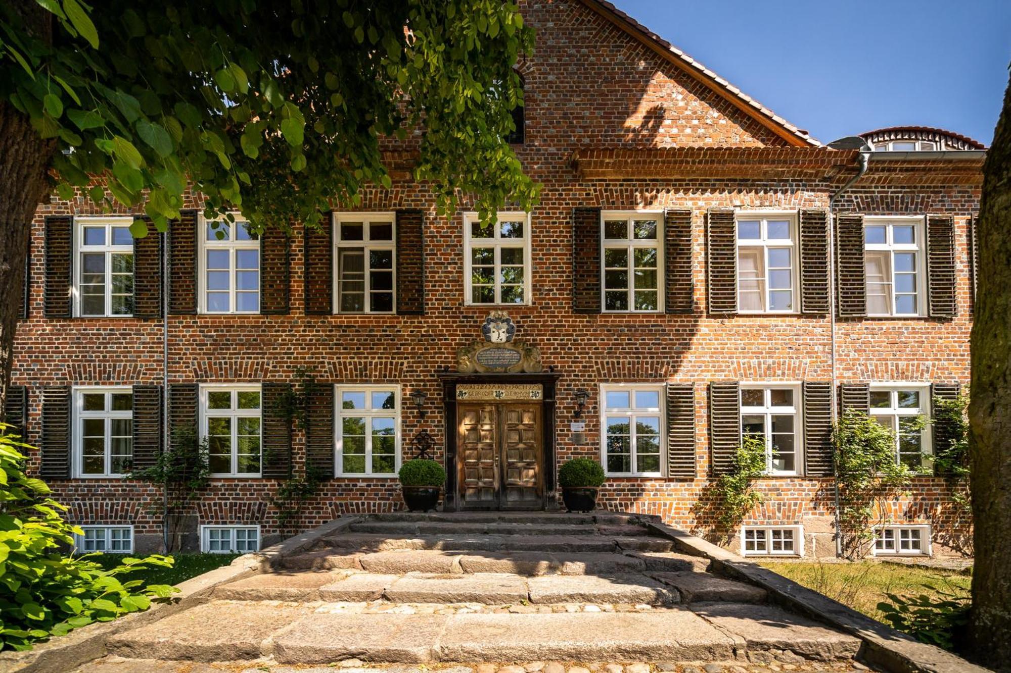 Romantik Hotel Gutshaus Ludorf Luaran gambar